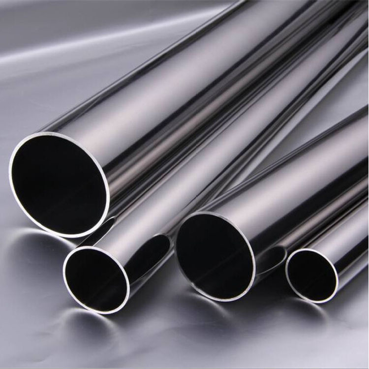 Wir haben nahtlose Stahlrohre und geschweißte Rohre