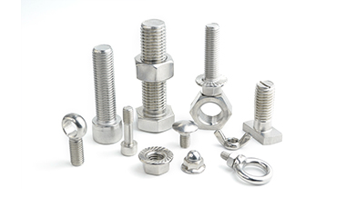 Salzsprühtest von Edelstahlbefestigungen