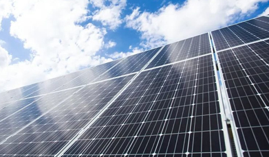 1125 MW!ACWA Power hat die zweite Phase der kommerziellen Transportzertifizierung für das größte Photovoltaik-Stromerzeugungsprojekt in Saudi-Arabien erhalten